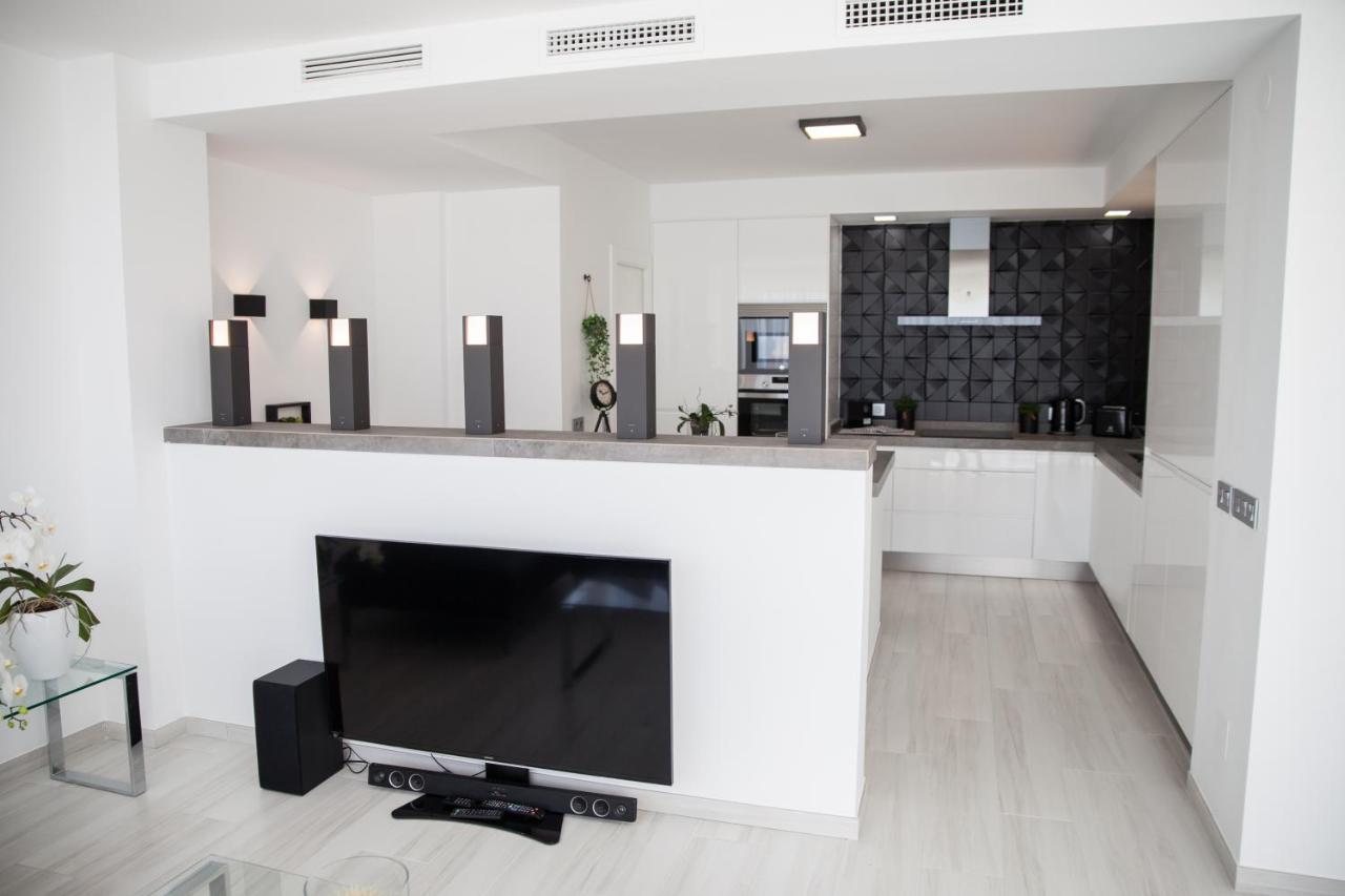 Spacious 200 Sq.M. Penthouse With Sea View Terraces Торремолінос Екстер'єр фото
