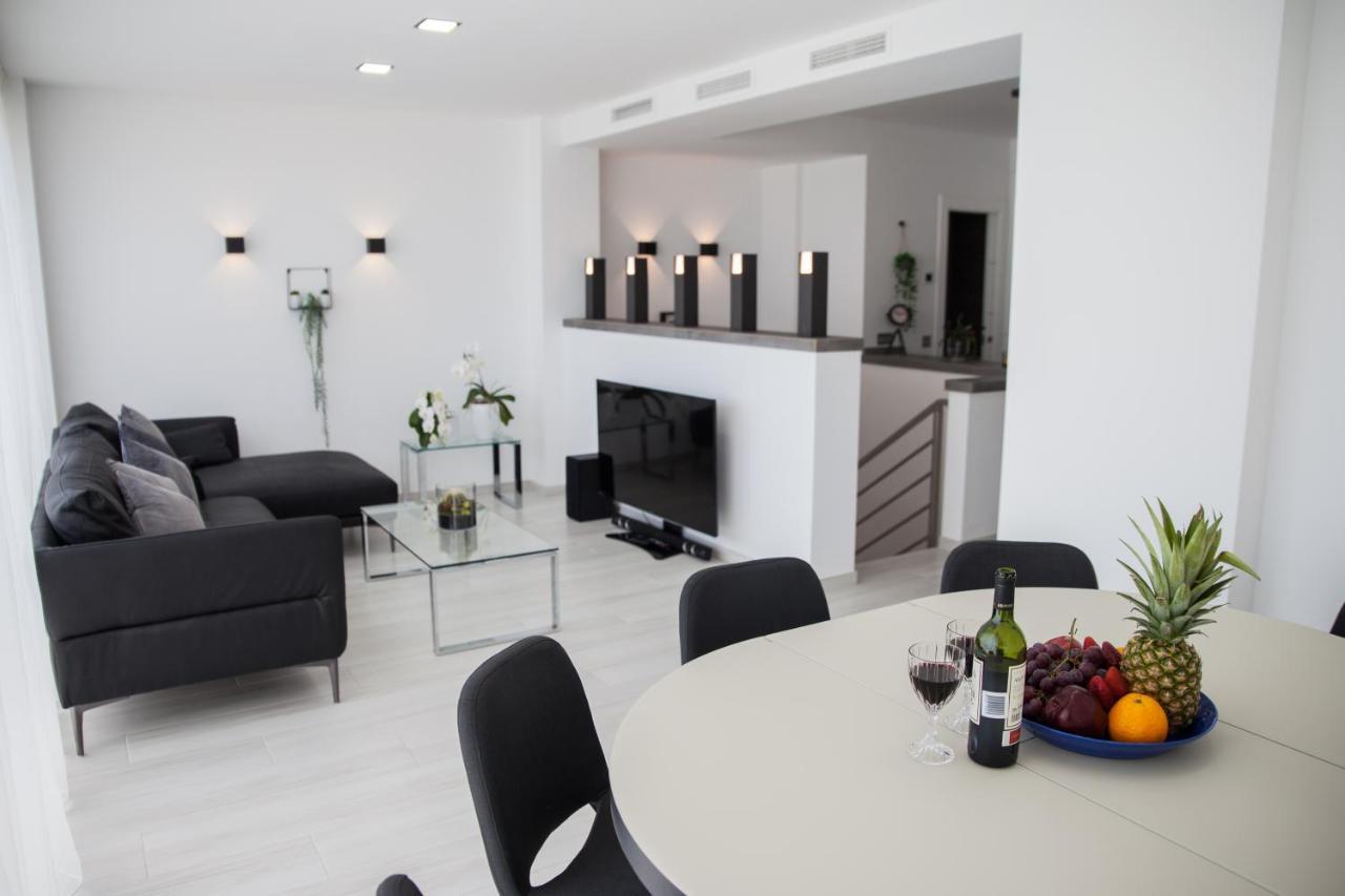 Spacious 200 Sq.M. Penthouse With Sea View Terraces Торремолінос Екстер'єр фото